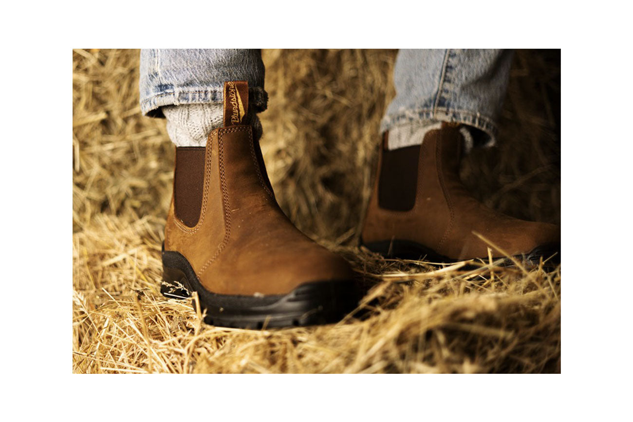 blundstone-407-saddle-brown-chelsea-work-boot image 3