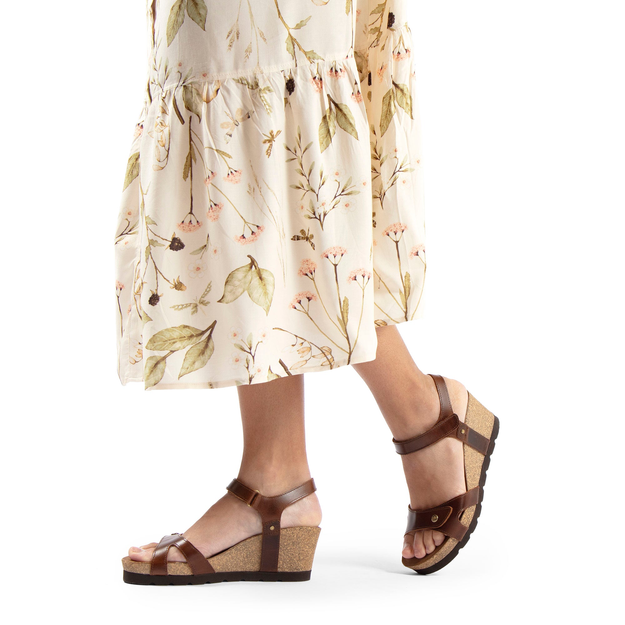 panama-jack-julia-clay-b4-keilsandalette-pull-up-cuero-cognac image 2