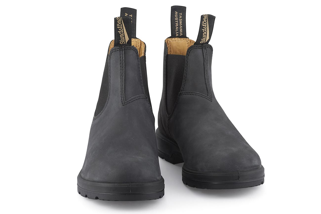 blundstone-587-classics-chelsea-boot-rustic-black image 2
