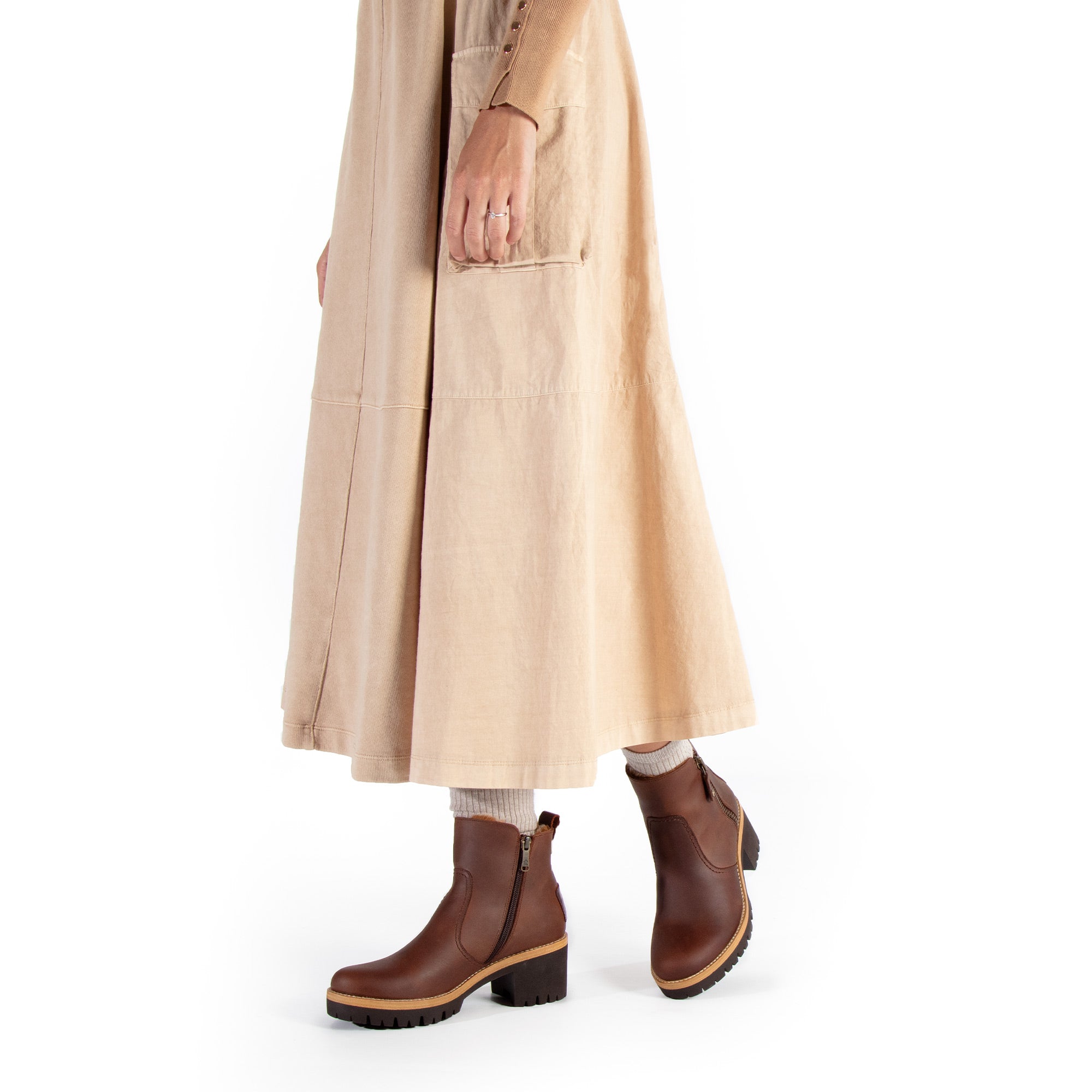 panama-jack-pauline-b10-damen-stiefelette-cognac-absatz image 2