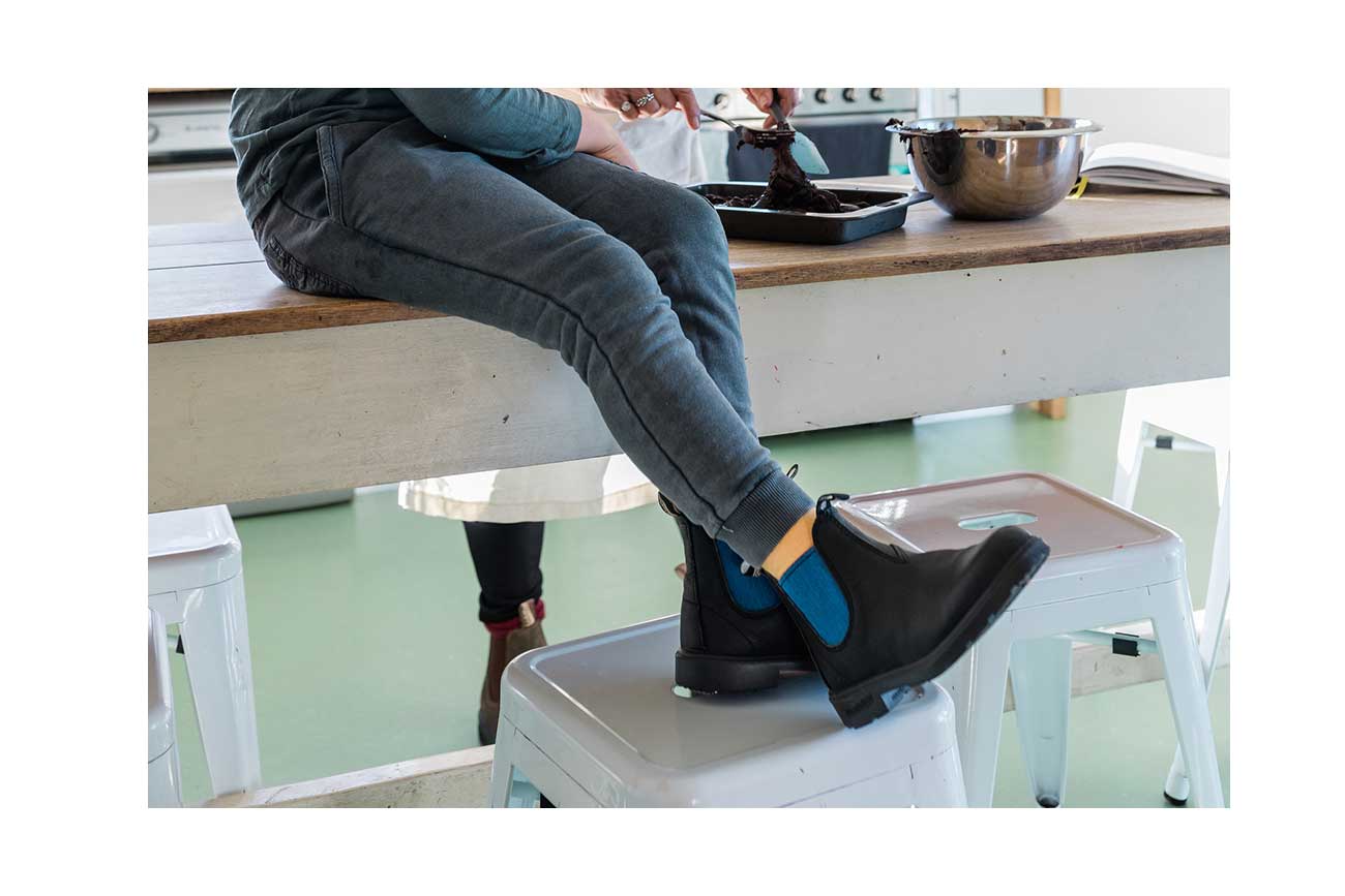 blundstone-580-black-blue-kids-chelsea-boots image 6