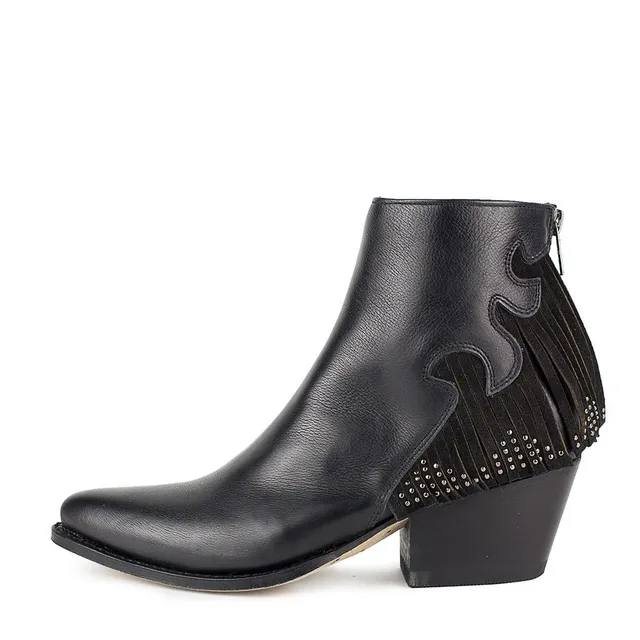 sendra-boots-13880-lia-damen-stiefelette-schwarz-mit-fransen image 1