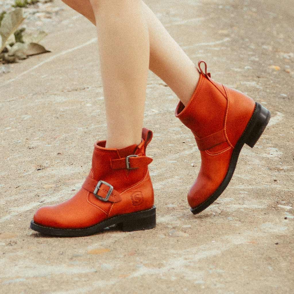 sendra-boots-17521-carol-pull-city-rojo-damen-stiefelette-rot-riemen image 6