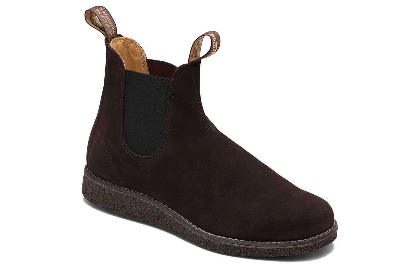 blundstone-2689-aerocork-chelsea-boot-deepest-brown-suede image 2
