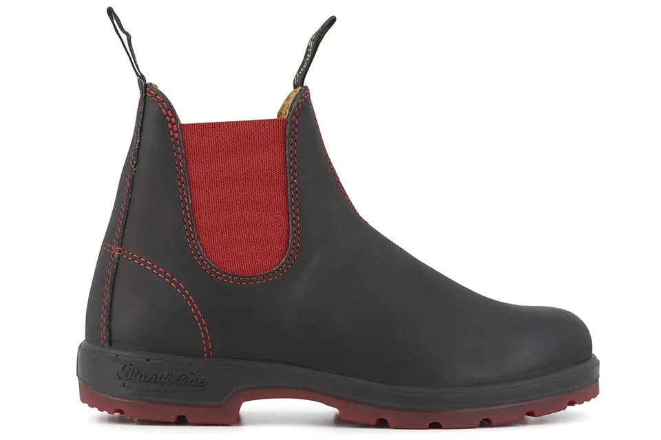 blundstone-1316-chelsea-boot-black-red-classics image 1