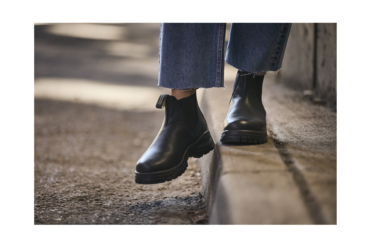 blundstone-2240-black-lug-chelsea-boot-unisex image 4